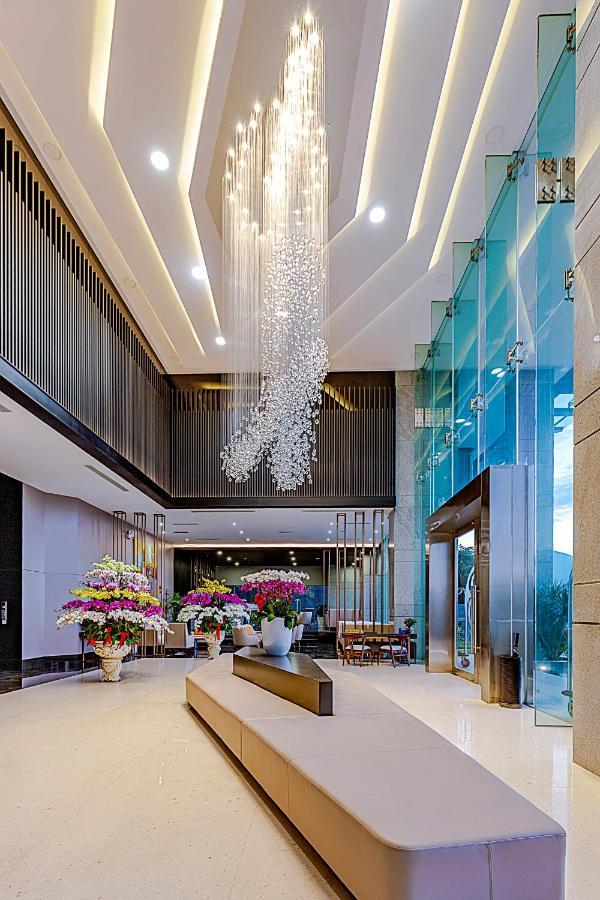 Le Sands Oceanfront Danang Hotel Eksteriør bilde