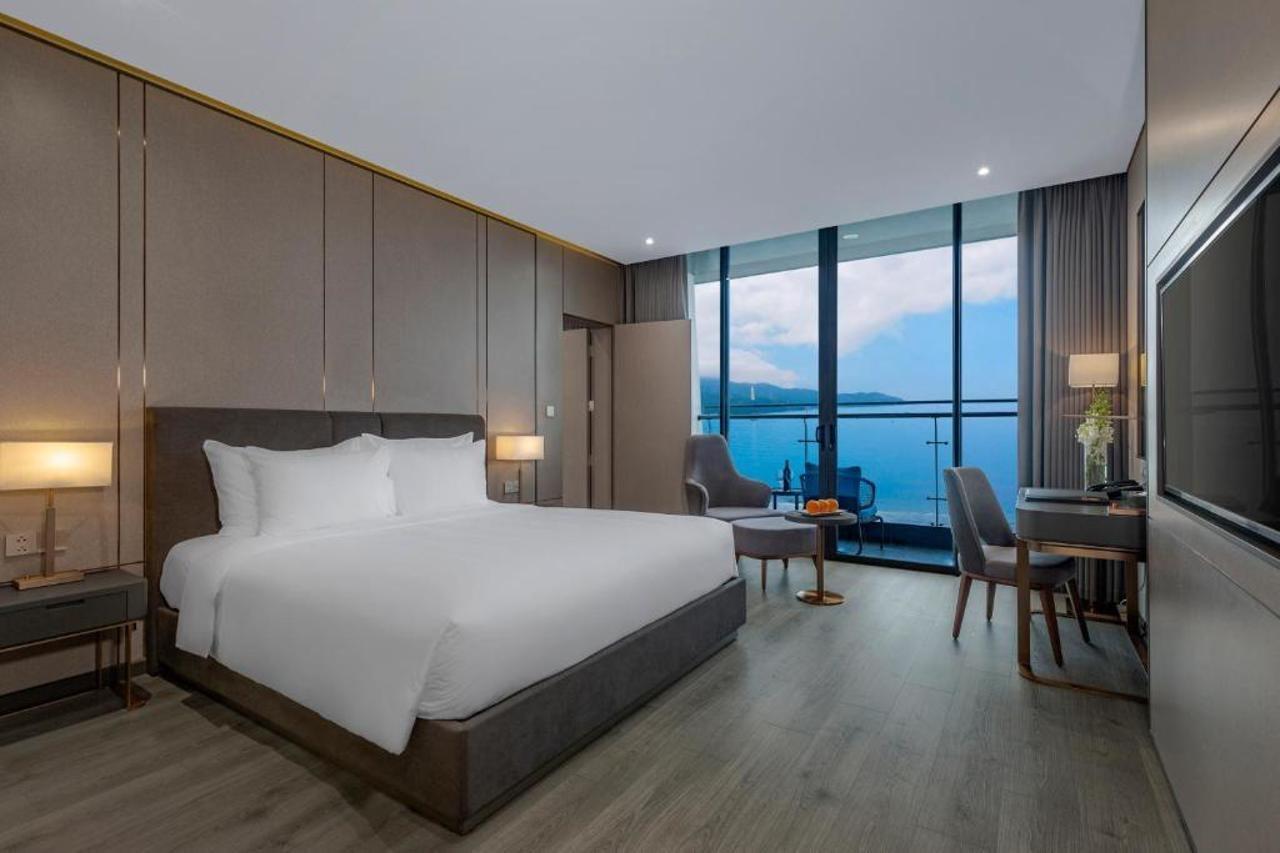 Le Sands Oceanfront Danang Hotel Eksteriør bilde